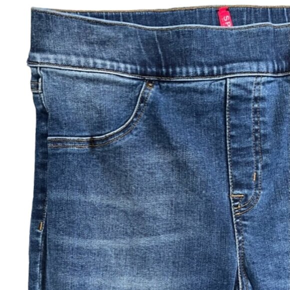 SPANX NWT Women's Distressed Ankle Pull On Skinny Blue Jeans Raw Hem Size Medium - Picture 7 of 16